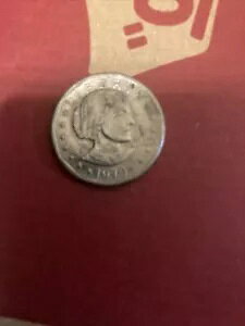 X[U B A\j[ oeB 1979 D 1 hč RC **O[hȂ* 󏭕i