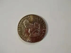 1977ÑAC[n[1hd݁Bf炵