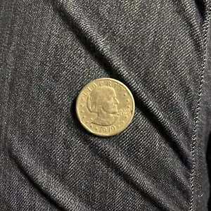 1979 X[U B A\j[ oeB 1 hčRC - D