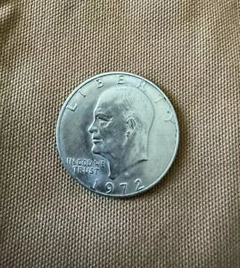 1972-D 1 ドル アイゼンハワー “アイク” ドル