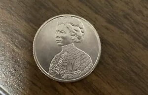 G[ - 2023 P- Jovita Idar ̏NH[^[ɁuIn Cod We Trustv̏\}[N\