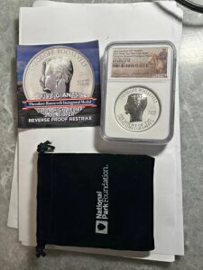 2021 �Z���g�S�[�f�� NPF 2 �I���X �V���o�[ UHR �Z�I�h�A ���[�Y�x���g ���_�� NGC REV PF70