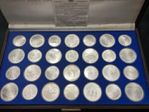 ****** 1976 NgI[ IsbN X^[O RC 28 ZbgAIWi P[X