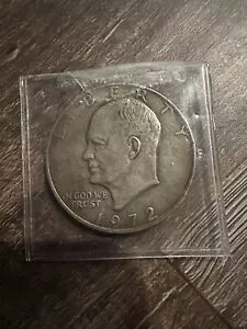 1972 アイゼンハワー ドル タイプ 3、1 ドル クラッド米国コイン、フィラデルフィア、造幣局マークなし