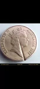 A 1985 vVF׃G[ I[XgA 1 h RC