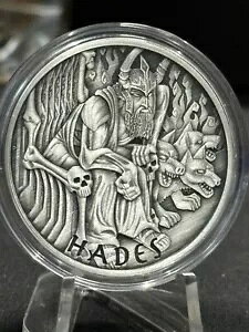 2021�N�c�o��1�h���A���e�B�[�N��݁u�I�����s�b�N�̐_�l�vHADES�B