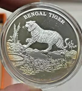 2015 絶滅危惧種「ベンガルトラ」 1 オンス .999 上質銀貨 COA 付き、LE TONED