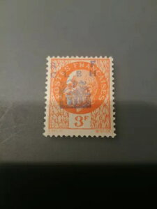 tX xVI fJYB N°8 ^Cv3 Vi qWȂ fBXvCP[X