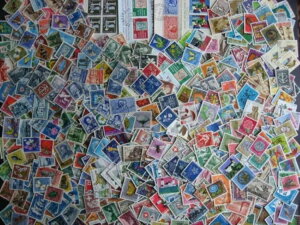 スイスの素晴らしいコレクション、630 種類の U セミポスタル (ほとんど) とオフィシャル!