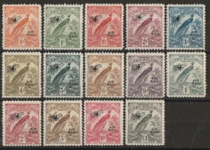�j���[�M�j�A 1931 �N���t���蒹�q��X�փZ�b�g 1/2 �y���X - 1 �|���h�B
