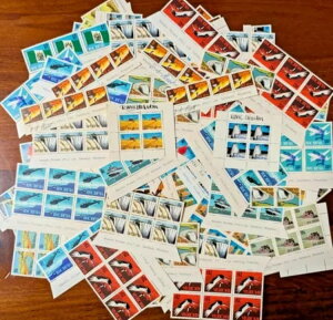���[�f�V�A - 1970-73�N �f�V�}�����s x800+ MUH IMPRINT BLOCKS �� 2 �h�� (CV ?1,500+)