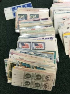 2500̃~g4Zgv[gubNBf炵lߍ킹B1960NB10,000̐؎