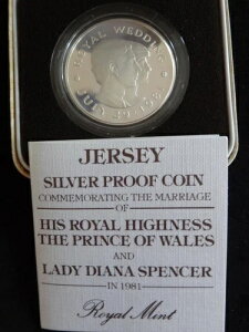 1981N Vo[ v[t W[W[ 2|h RC {bNX + COA `[Ycqƃ_CAi܂̌