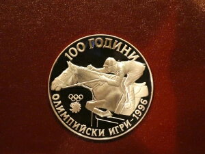 uKAA1000@AIsbNA1995NAAIWiAv[t