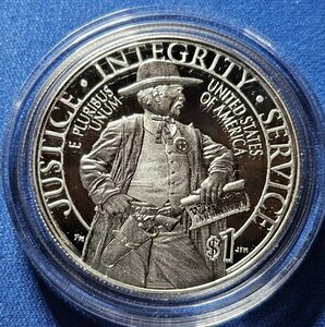 2015-P č 1h v[t čۈLO BOX & COA