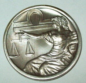 eebNX 1983N VXP[ Vo[ Eh .999 x 1IX gC 󏭁I肢