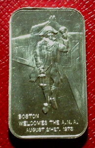 1973�N�{�X�g����A.N.A.���J�Â���܂����B�o�[ - �W���G���E���b�g�[ 1�g���C�I���X 999 �V���o�[