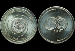 G[bqEIbgF⃁_ 1998N 18 hCcݕWƂ̓ ~w/oCG