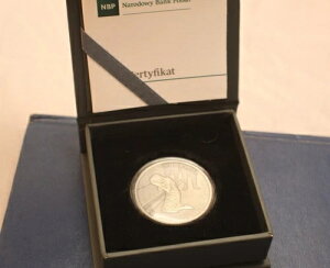 2017�N �|�[�����h 10�Y�E�H�e�B�b�` ���H�� �����V���� ���H���̕��a����_���R�C���{�b�N�X