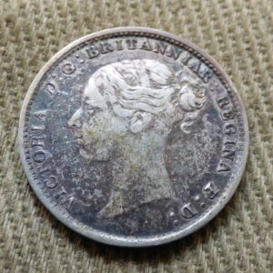 ���B�N�g���A�E�X���[�y���X 1887�N �����O�w�b�h�V���o�[ ���ɗǎ��O���[�h 3D�V���o�[ (myrefn67)