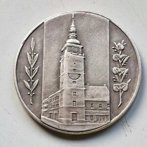 XoLA ⃁_ gio 300 Rt