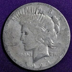 1924�N���̃s�[�X�E�V���o�[�E�_���[�B�u���[�E�{�[���v�u�v�A�[1�v�B206923