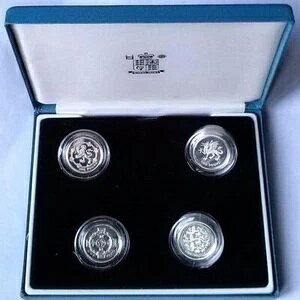 1999-2002N 1|h v[t݃Zbg COAtP[X (4)