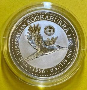 1996�N �I�[�X�g�����A 1�h�� �N�[�J�u�� 1�I���X 0.999 ��� �C�M���X�����É���p�B��Εt��