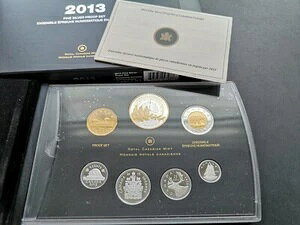 * 2013N ␻v[tZbg * Ji_kɒT100N *