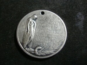 1901N EBAE}bL[ÎELO⃁_iAJǁj