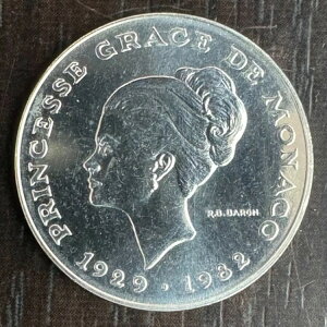 iR [jG3 1949-2005 - 10 F GbZC O[XECEVo[ 1982