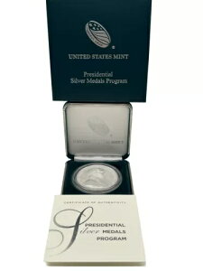 1�I���X �}�[�e�B���E���@���E�r���[���� �A�����J������ �V���o�[�哝�̃��_�� �v���O���� #321