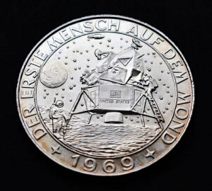 �A�����J �A�|��11�� 1969�N ����F�����_�� �A�[���X�g�����O �R�����Y �I���h���� NASA ��