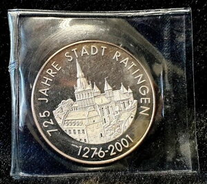 �V���o�[���_���u���[�e�B���Q���s725���N 1276-2001�v�L�O�R�C�� PP-