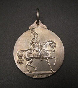 1922N nbNj[n 44mm Vo[P[X胁_