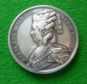 }[EAglbg Vo[_I fBBG - EF - 36 GMS - 40MM