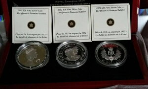 2012NJi_ 20h É_ChWr[LO3ZbgiEiؖtj