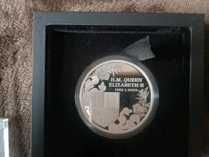 2022N GUxX2 v`iWr[ 1h I[XgA