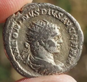 ローマ銀鍍金金貨 AR アントニニアヌス・カラカラ 198-217年 古代金メッキ