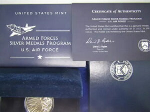 �R���̓V���o�[���_���v���O���� �A�����J��R 2.5�I���X COA