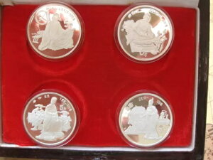 1986�N 4 x 5�� �ō��̏�� ����MDM COIN�����t�� �V���o�[ �V���o�[-