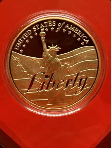 fBXvCP[XɓfBEo[g̋bLRC ???????