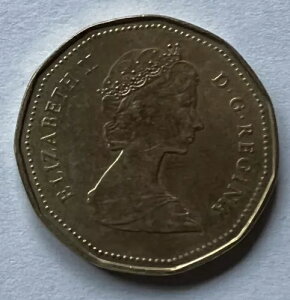 GUxX2 1987N Ji_hd S[hJ[ QEII QE2 RN^[YACe