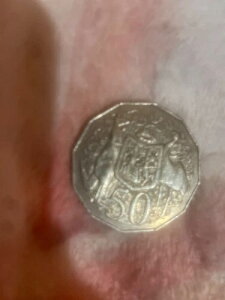 GUxX2 I[XgA 1983N 50Zgd