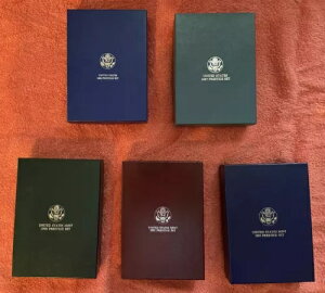 čǃvXe[Wv[tZbg - 5̃Rv[gZbg: 1986NA1987NA1990NA1992NA1993N