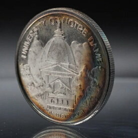 1988年 ノートルダム大学フットボール トーン加工 1オンス 999 ファインシルバー ラウンド C5167