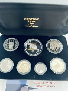 �j���[�W�[�����h - 2000�N - �␻�v���[�t�R�C���Z�b�g - �V���r�^�C�q��