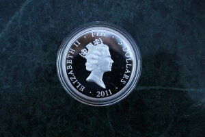 tBW[ 2011 5h E̐_b ߌ̃~[Y |l[ 25g 