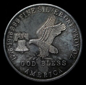 1976N oeBx C[O AJ gCXe[g t@C 1IX 999 t@C Vo[ Eh C2131