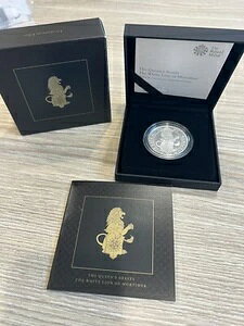 2020�N �p�� 2�|���h �N�C�[���Y�r�[�X�g �z���C�g���C�I�� ���[�e�B�}�[ �v���[�t 1�I���X �V���o�[ / �Ӓ菑�t��